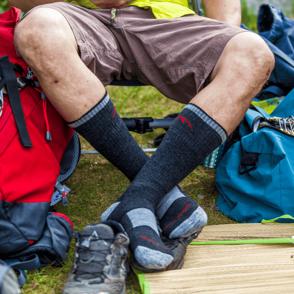 
                  
                    Darn Tough Men's Hiker Boot Midweight with Full Cushion Socks - Black
                  
                