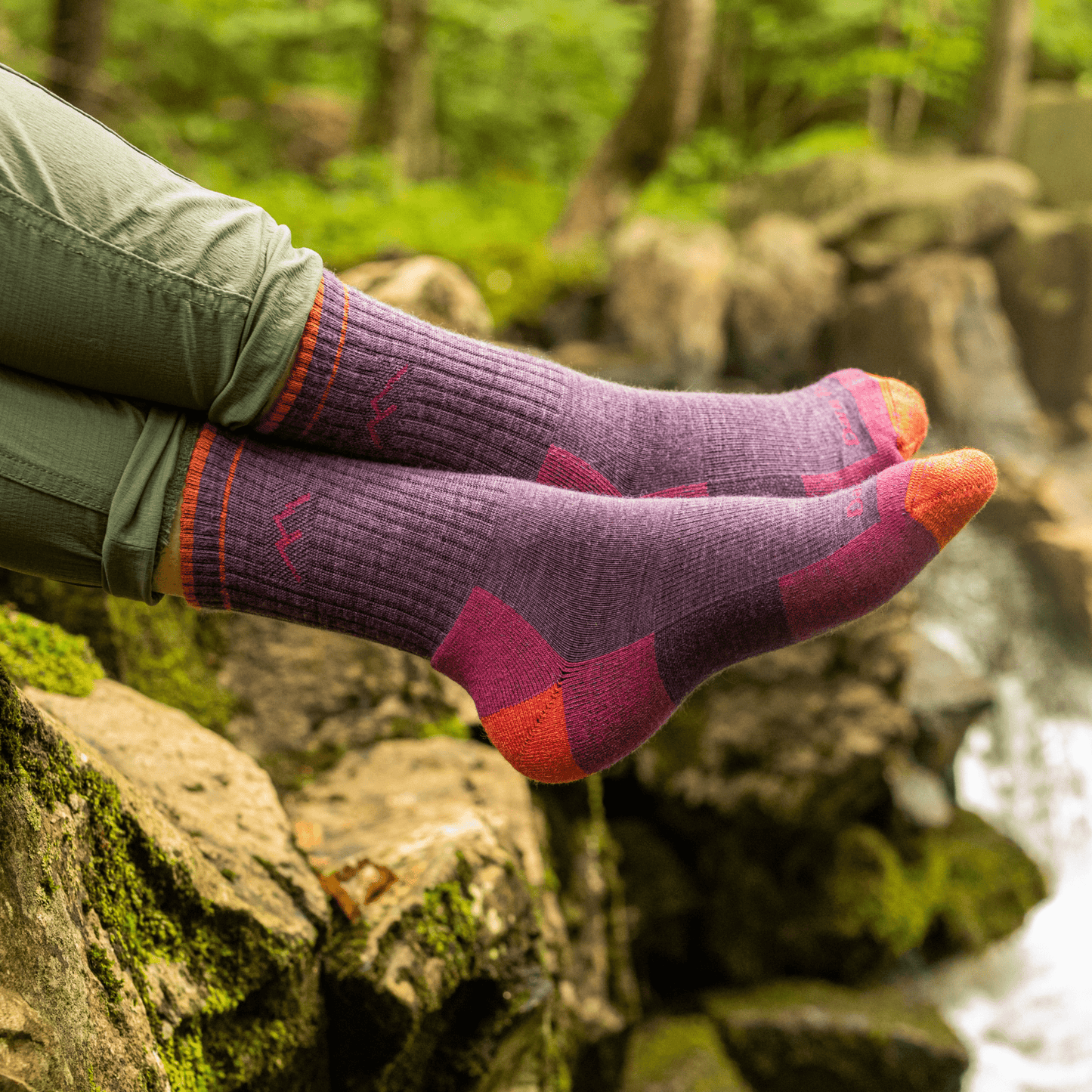 
                  
                    Darn Tough Women's Hiker Micro Crew Midweight with Cushion Socks - Plum Heather
                  
                